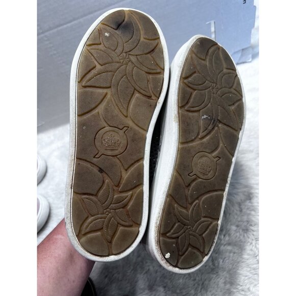 Born Womens Gray Slip-On Knit Sneakers size 8 M - Picture 3 of 10